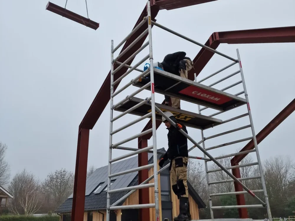 20231208_125200-high